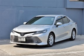 2018 Toyota CAMRY 2.0 G รถเก๋ง 4 ประตู ฟรีดาวน์